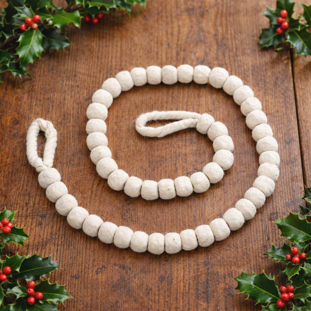 Handmade Biodegradable Felt White Bubble Garland Home Decoration