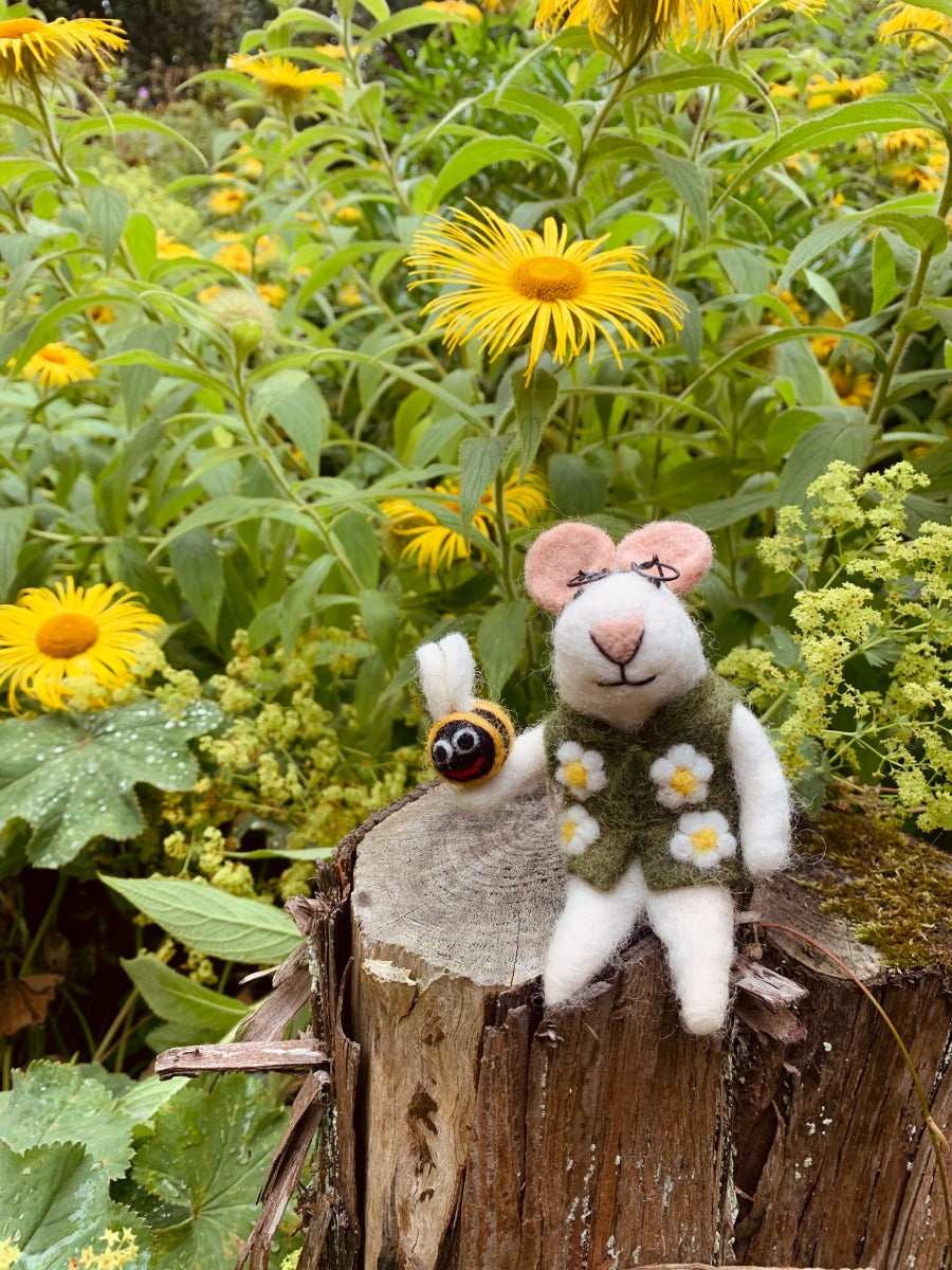 Handmade Felt Isaac the Mouse Hanging Bumblebee Decoration