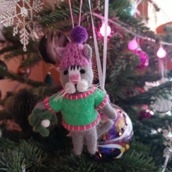 Handmade Felt Mistletoe Meows Christmas Cat Hanging Decoration