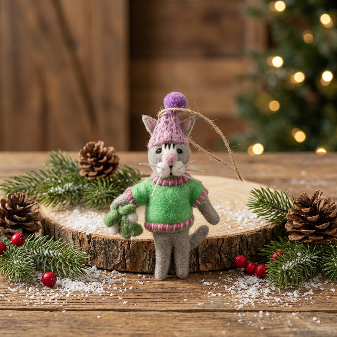 Handmade Felt Mistletoe Meows Christmas Cat Hanging Decoration