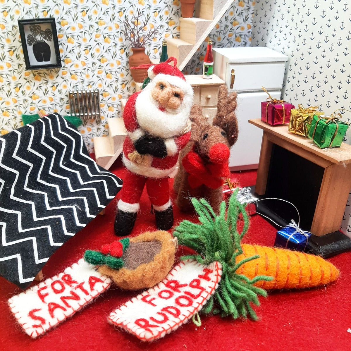 Handmade Felt  Snack for Santa Hanging Decoration