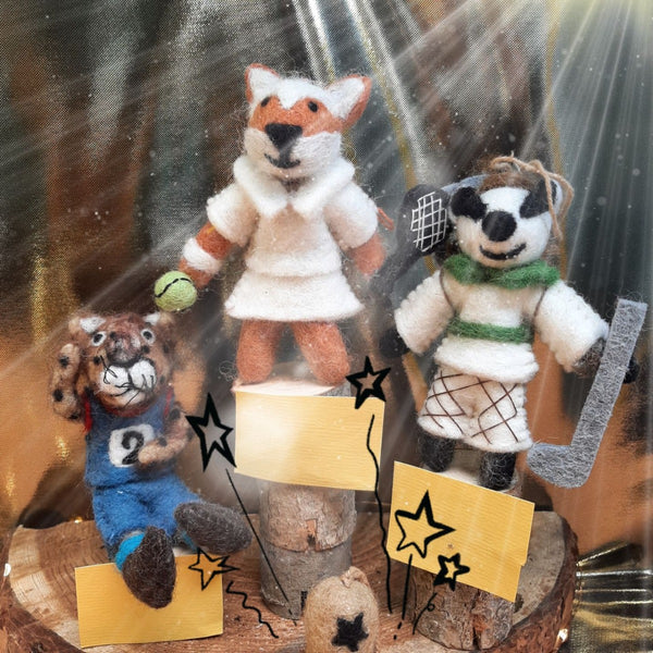 Handmade Felt Golfing Badger Hanging Decoration